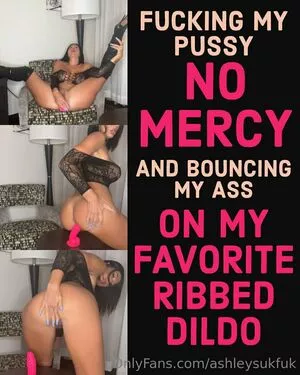 ashleysukfuk / valzzies nude photo #0970