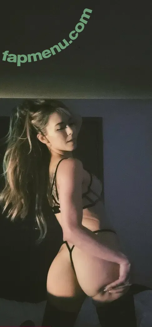 ashleytee nude photo #0008 (ashleyteeisme)