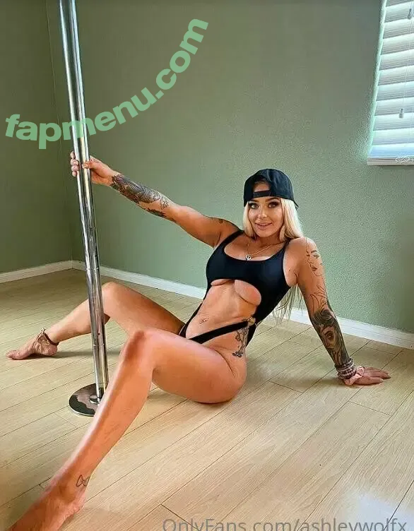 ashleywolfx nude photo #0100 (ashleywolfxo)