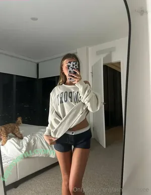 ashleyxrosee / ashleyroseclips nude photo #0024