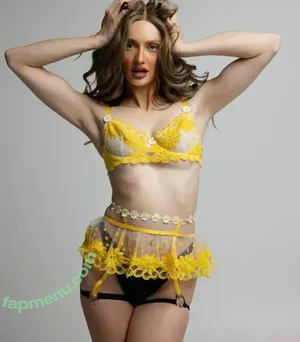 ashleyyy597 / ashleyyyreyyy nude photo #0690