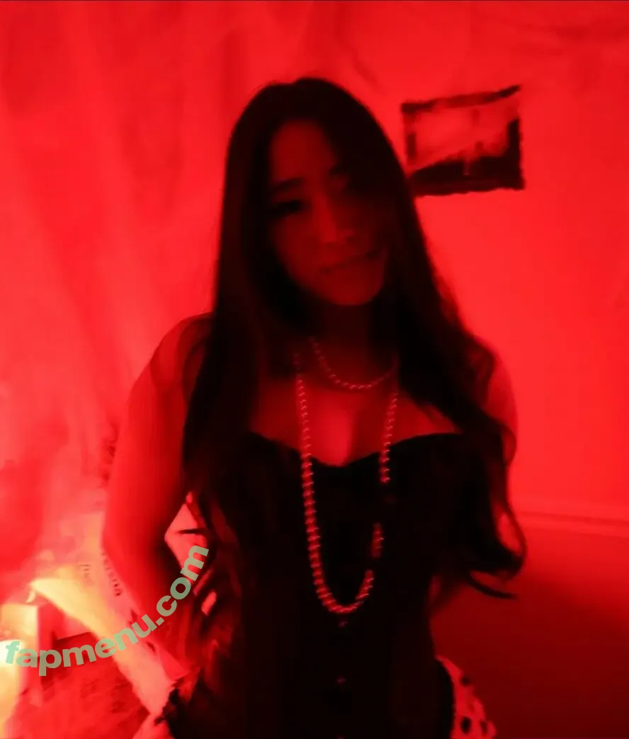 Ashlleyla nude photo #0059 (Ashlleyla)