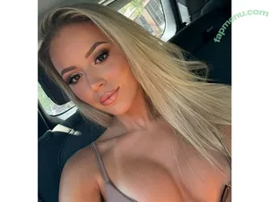 Ashlyn Sharp / blondie_ashlynnn nude photo #1212