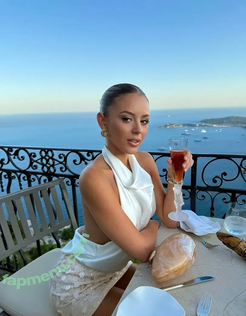 Ashlyn Sharp nude photo #1145 (blondie_ashlynnn)