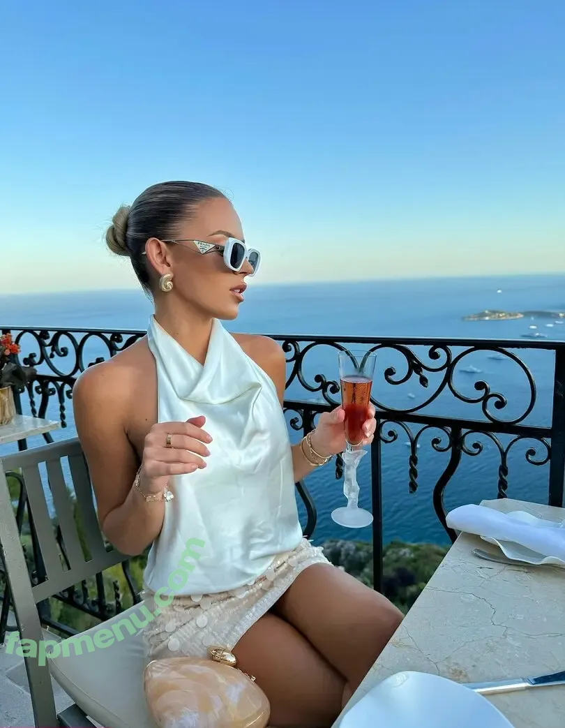 Ashlyn Sharp nude photo #1168 (blondie_ashlynnn)