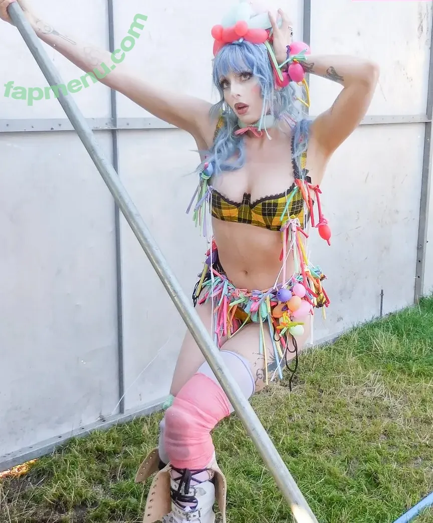 Ashnikko nude photo #0332 (ashnico)