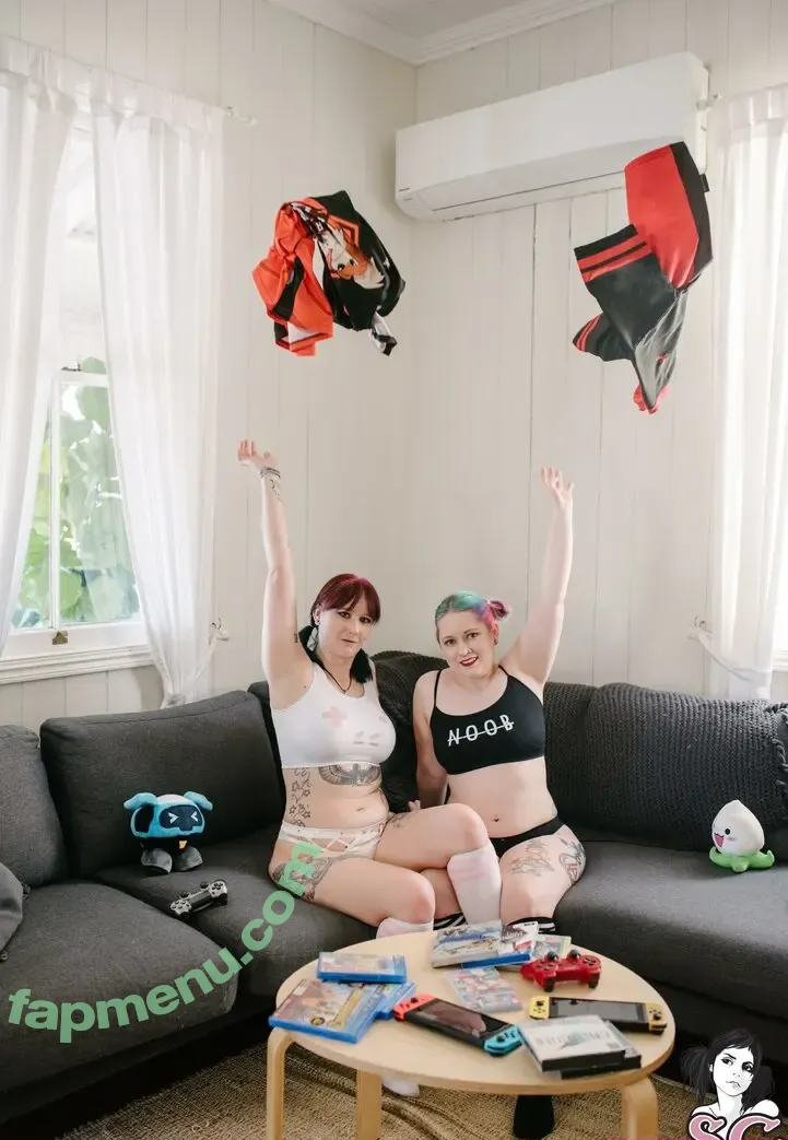 Ashsinns nude photo #0028 (ashesofsin / ashsins707)