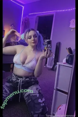 Ashtronova / justasecret892 nude photo #0529