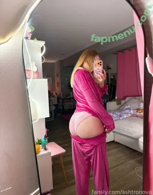 Ashtronova / justasecret892 nude photo #0557