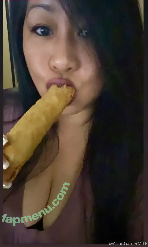 asiangamermilf nude photo #0006 (asiangamermilf)