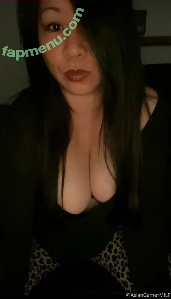 asiangamermilf nude photo #0008 (asiangamermilf)