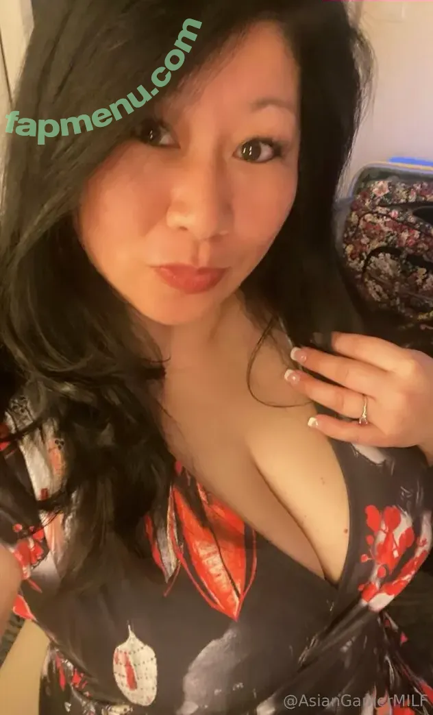 asiangamermilf nude photo #0049 (asiangamermilf)