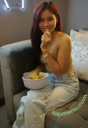 AsianGirlYumi / @asiangirlyumi / Asian Girl Yumi / asian-girl-yumi / asiangirlsyum nude photo #0020