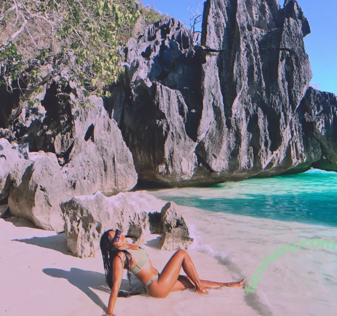 Asianmermaid nude photo #0026 (Asianmermaid1010 / Shieb10🏝️ / islandgirl1010_)