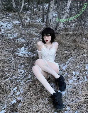  nude photo #0018