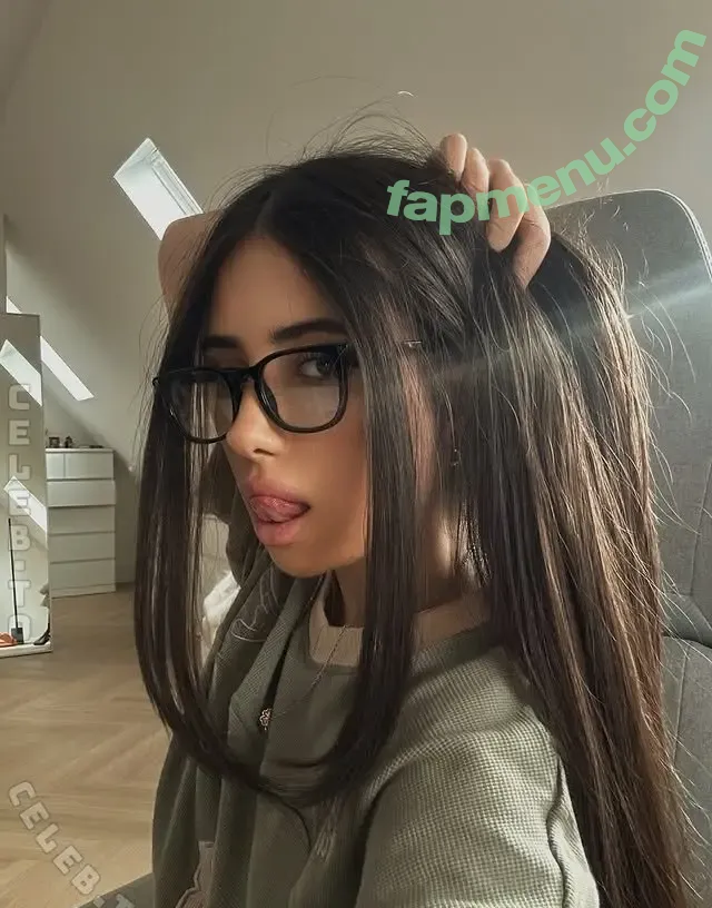 Asleyia nude photo #0160 (twitchasleyia)