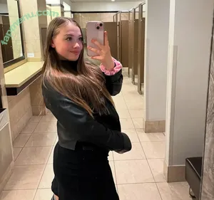 ASMR Lia / liaholm nude photo #0008