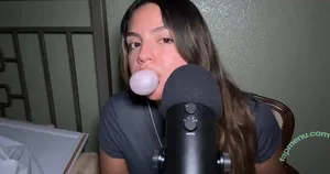 asmrjen / yaagirljen / yourgirljennifer nude photo #0009
