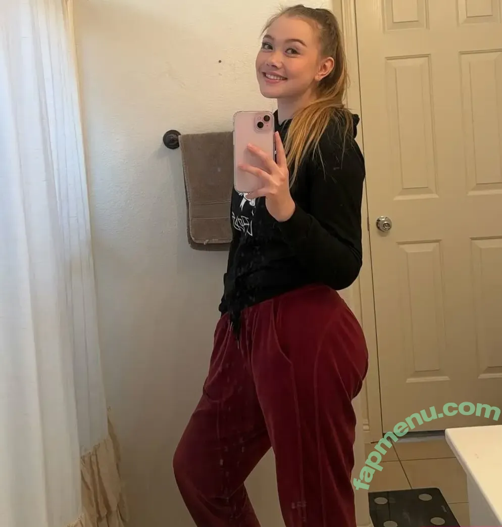 ASMRLia nude photo #0217 (liaholm)