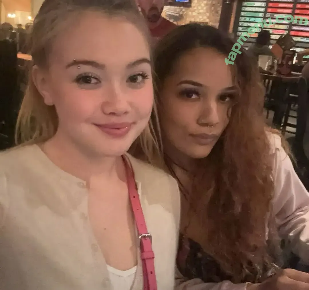 ASMRLia nude photo #0307 (liaholm)