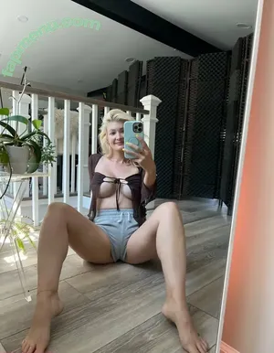 asmrmaddyfree / asmr.maddy nude photo #0121