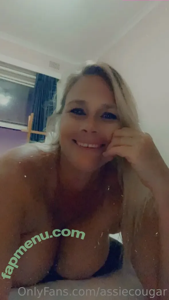 assiecougar nude photo #0008 (assiecougar)