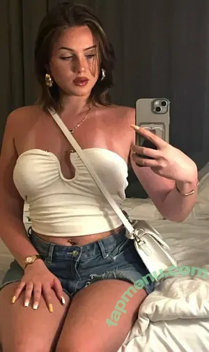  nude photo #0001