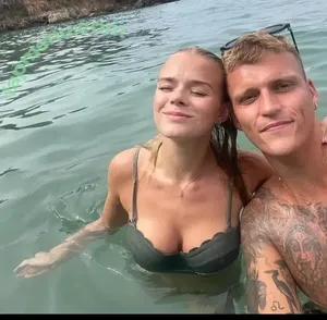Asta Björk Ívarsdóttir / astaivars nude photo #0017