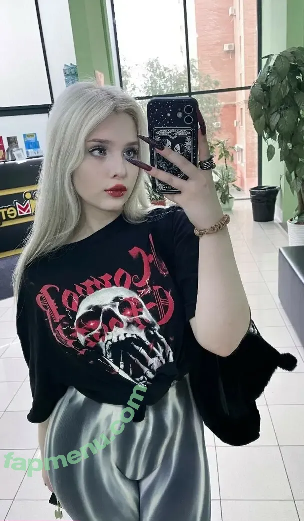 Astreliz nude photo #0008 (asstreliz / Лиза Астрелиз)