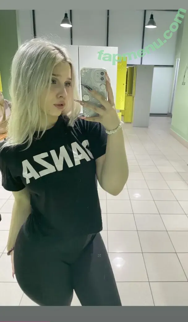 Astreliz nude photo #0016 (asstreliz / Лиза Астрелиз)