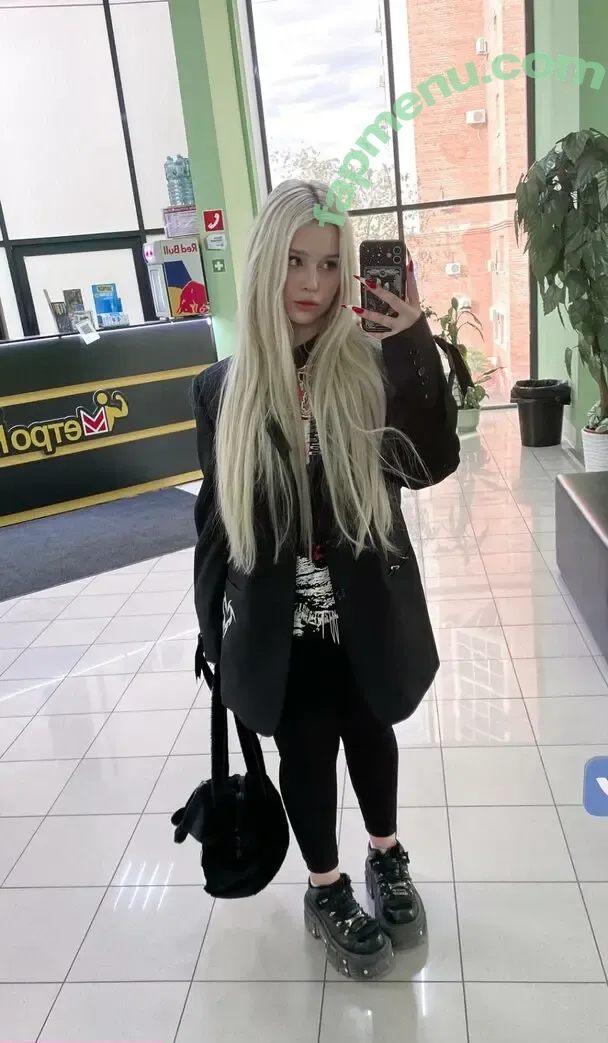 Astreliz nude photo #0019 (asstreliz / Лиза Астрелиз)