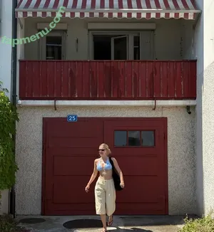 Astrid S / Astrid Smeplass / astridsofficial nude photo #0100