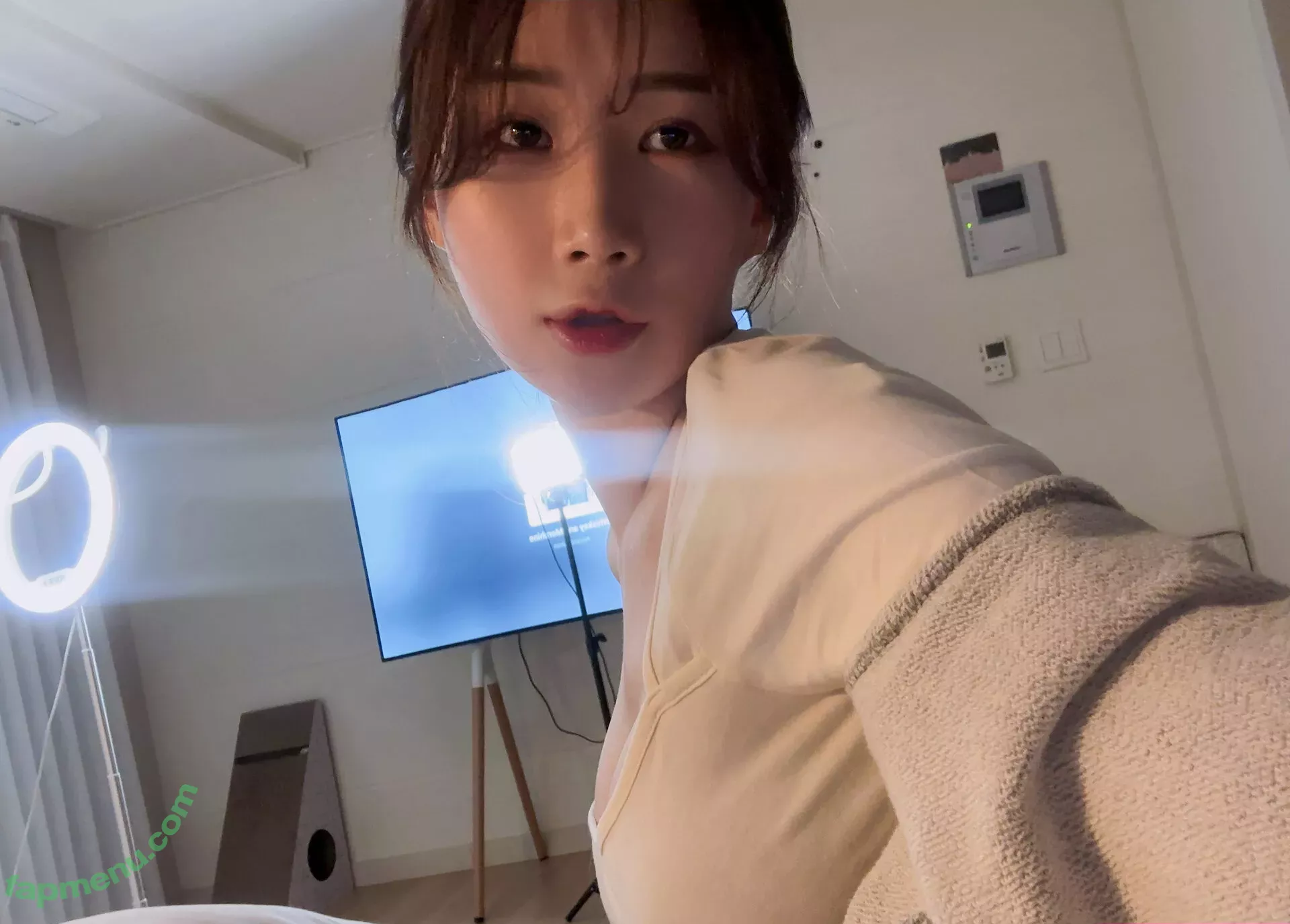 asuna nude photo #0082 (babyasuna / ditesuna / seoulasuna)