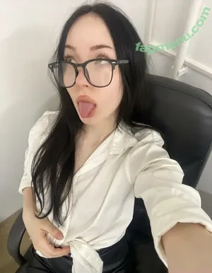  nude photo #0008
