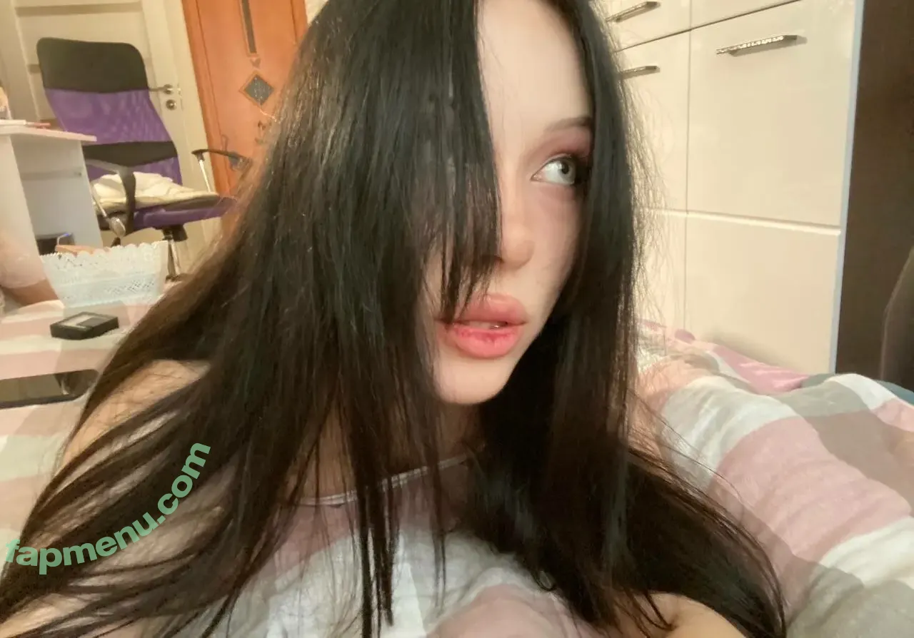 aswrinna nude photo #0028 (aswrinna)