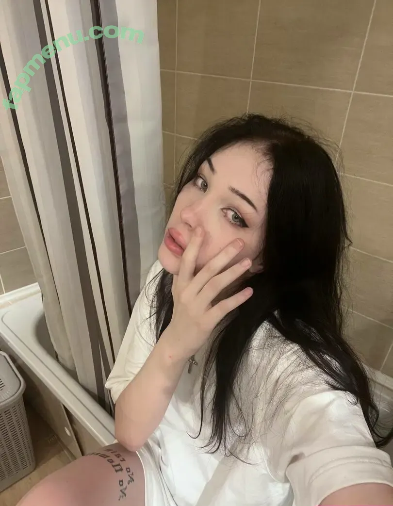 aswrinna nude photo #0036 (aswrinna)