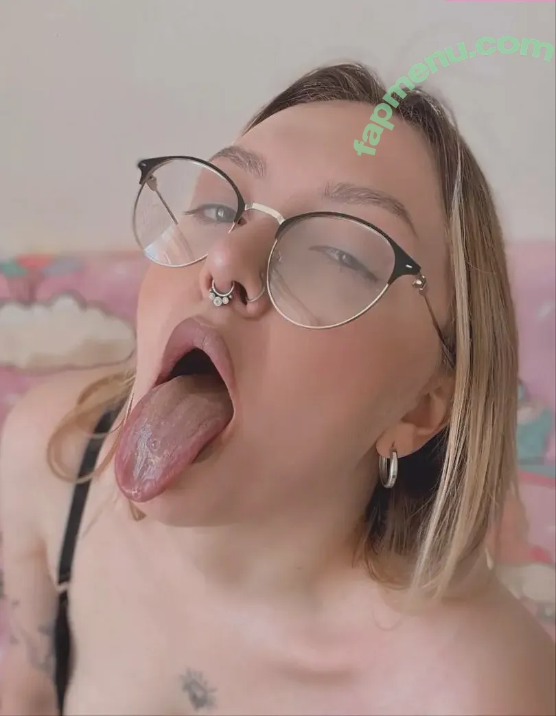 Asya KOT nude photo #0002 (Lillykun / asya_kot666)