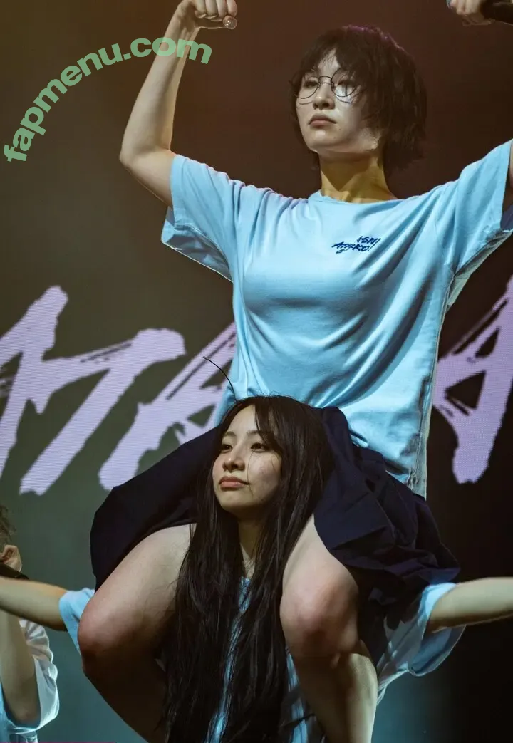 Atarashii Gakko nude photo #0082 (japan_leaders)