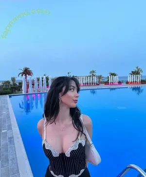 Atavratmiyav / Merve Cin / atavrattmiiyav nude photo #0032