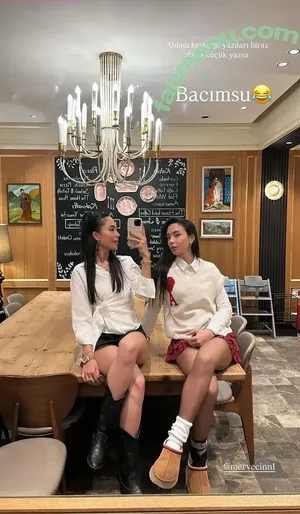 Atavratmiyav / Merve Cin / atavrattmiiyav nude photo #0059