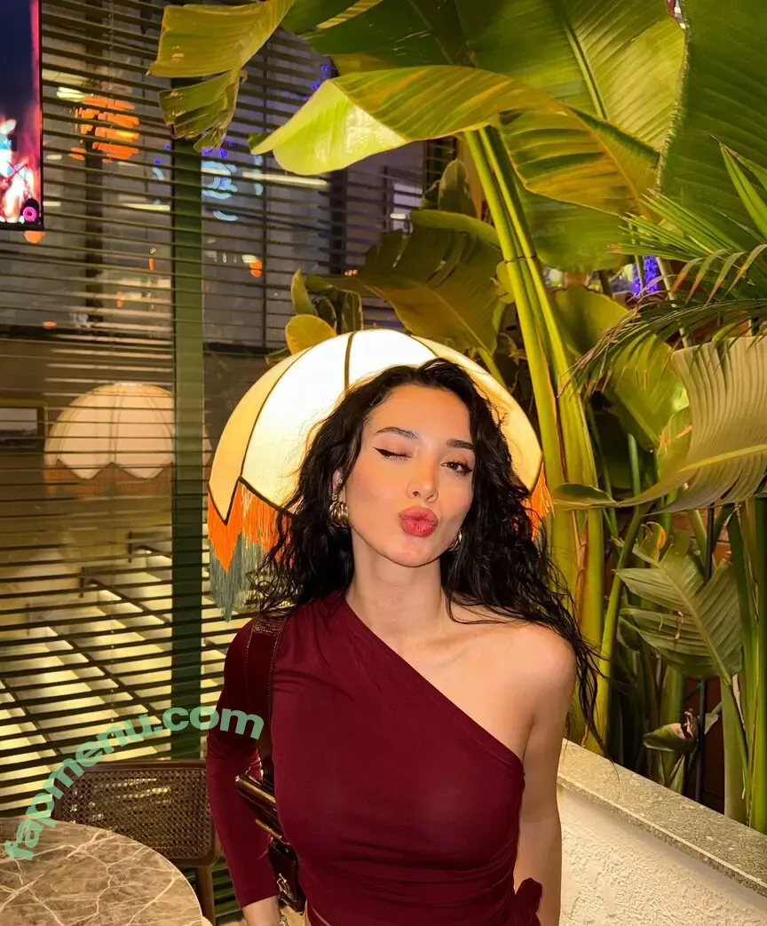 Atavratmiyav nude photo #0047 (Merve Cin / atavrattmiiyav)