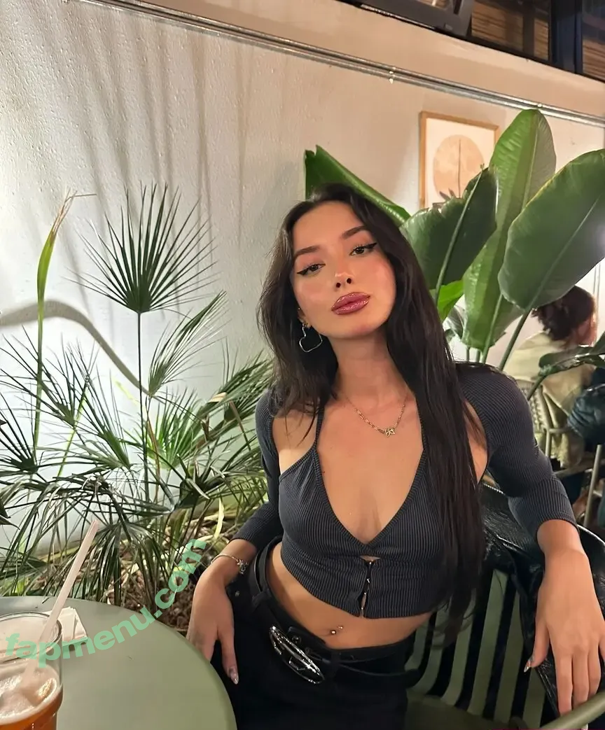 Atavratmiyav nude photo #0063 (Merve Cin / atavrattmiiyav)