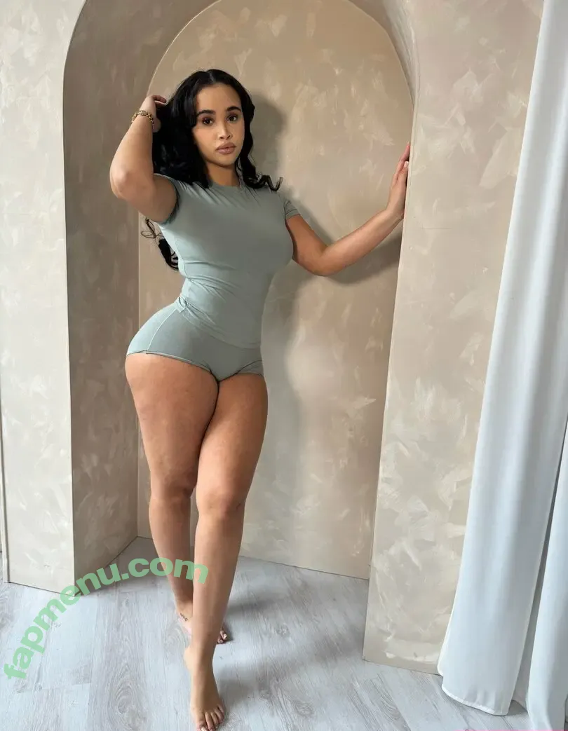 Athena Rome nude photo #0018 (athenaromexo / imnotathenarome / petiteathenax)
