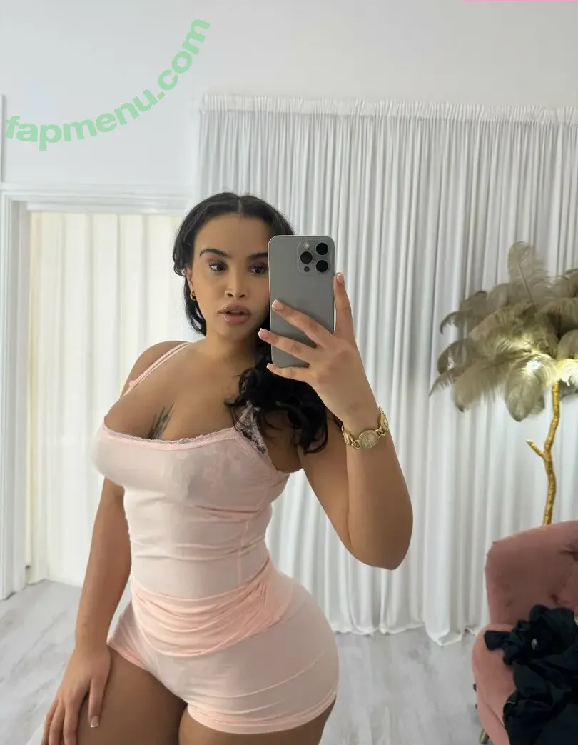 Athena Rome nude photo #0021 (athenaromexo / imnotathenarome / petiteathenax)