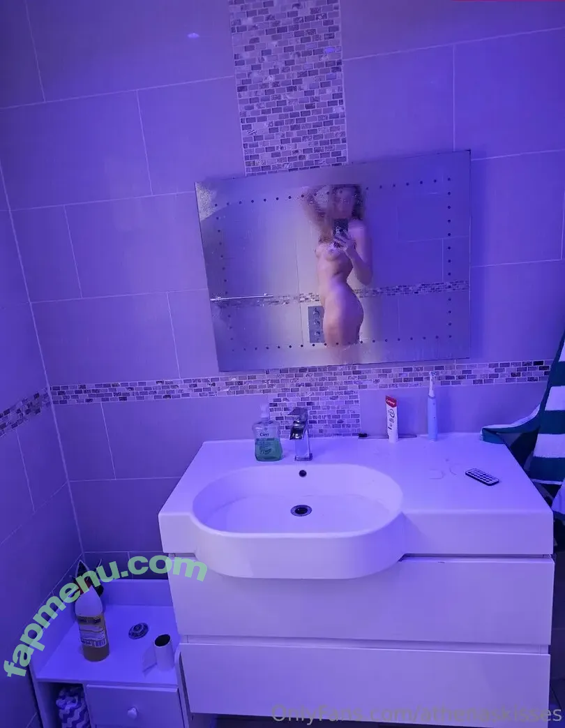 athenaskisses nude photo #0081 (athenasees / athenaskisses1)