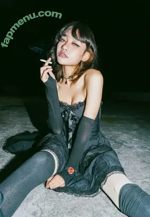 Atiqaaarn / Tiqaaa nude photo #0034