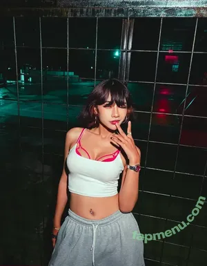 Atiqaaarn / Tiqaaa nude photo #0053