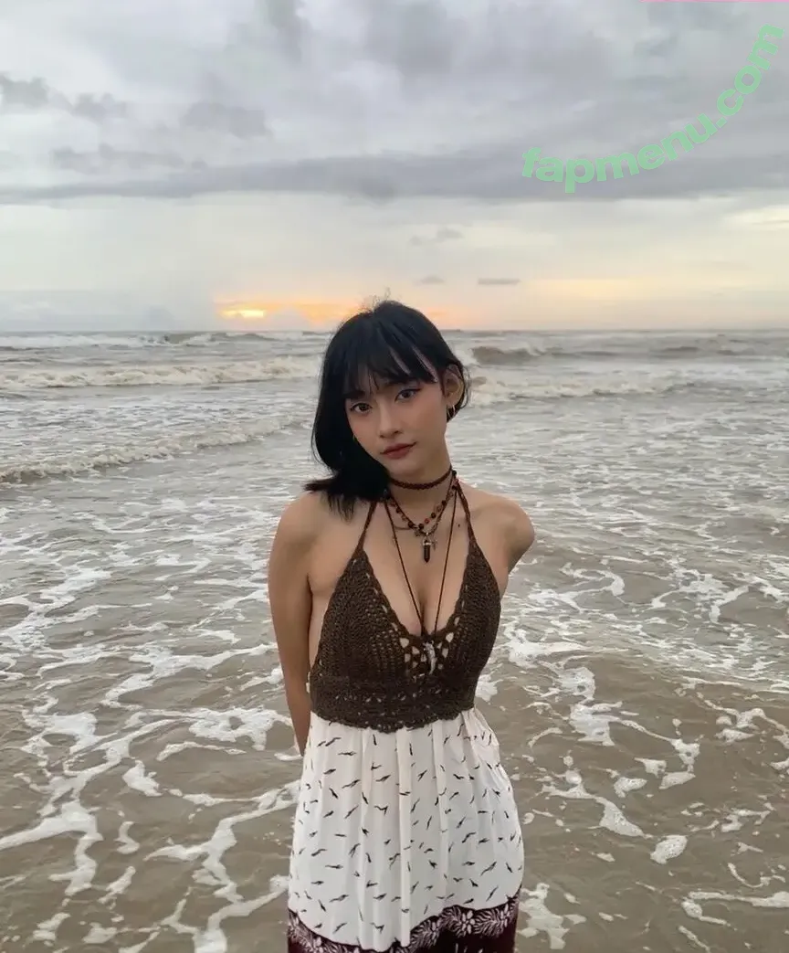 Atiqaaarn nude photo #0007 (Tiqaaa)