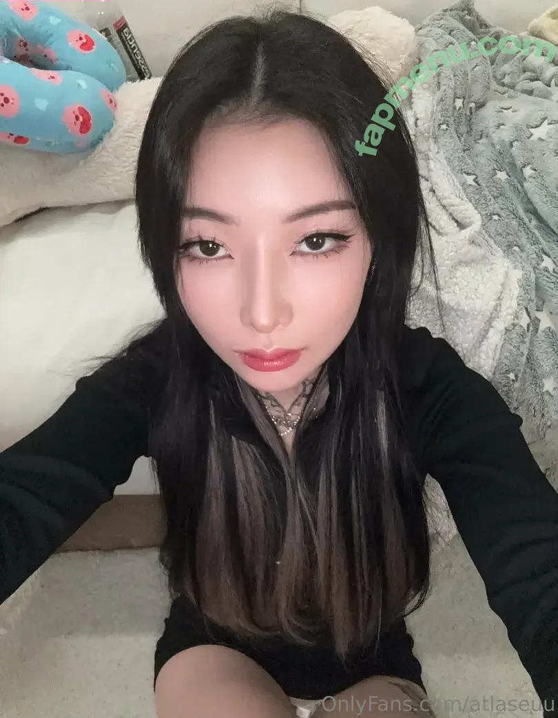 atlaseuu nude photo #0001 (atlaseuu)