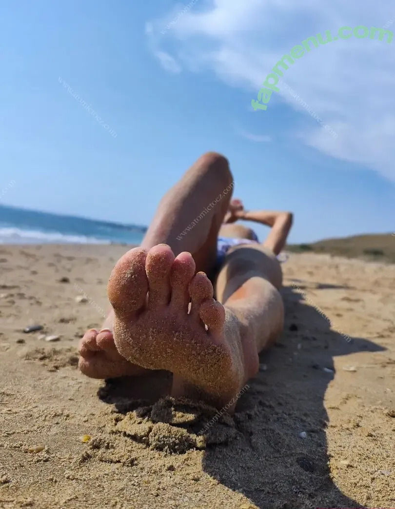 atomictoez_vip nude photo #0237 (atomictoezz)